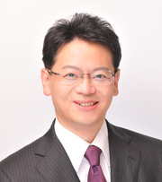鈴木一史の顔写真
